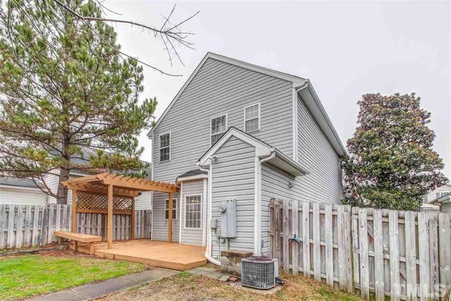 121 Danesway Drive, Holly Springs, NC 27540