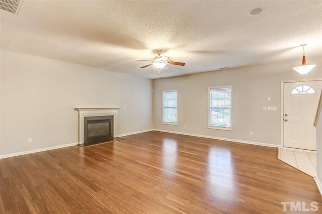 121 Danesway Drive, Holly Springs, NC 27540