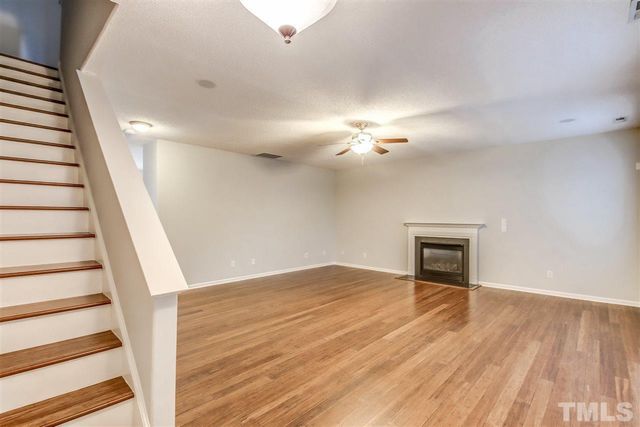 121 Danesway Drive, Holly Springs, NC 27540
