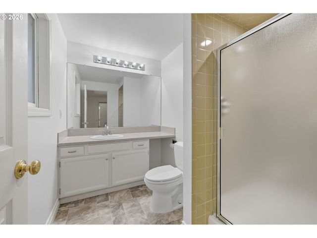 13525 Sw Fircrest Ct, Beaverton, OR 97008