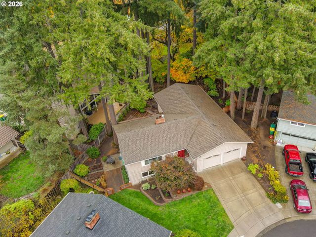 13525 Sw Fircrest Ct, Beaverton, OR 97008
