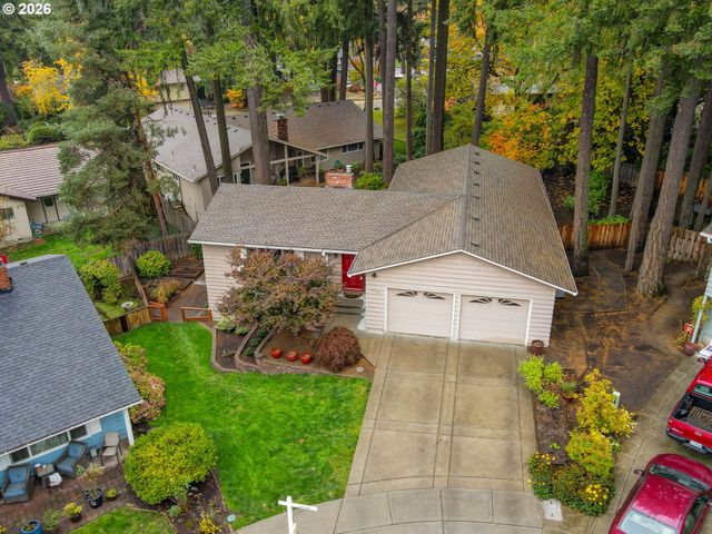 13525 Sw Fircrest Ct, Beaverton, OR 97008
