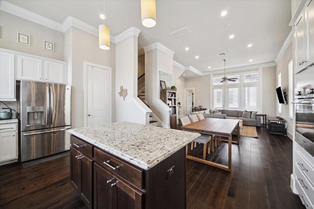 2006 Lou Ellen Lane H, Houston, TX 77018