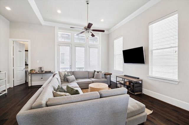 2006 Lou Ellen Lane H, Houston, TX 77018