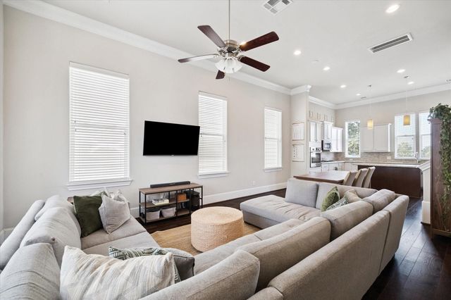 2006 Lou Ellen Lane H, Houston, TX 77018