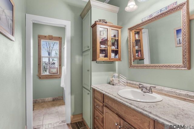 17202 La Hwy 930, Prairieville, LA 70769