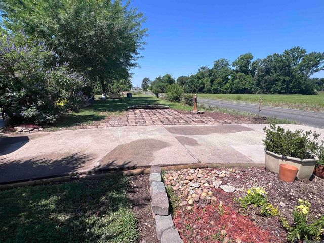 17202 La Hwy 930, Prairieville, LA 70769