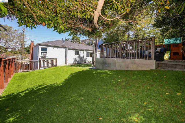 2120 Strang Ave, Castro Valley, CA 94578