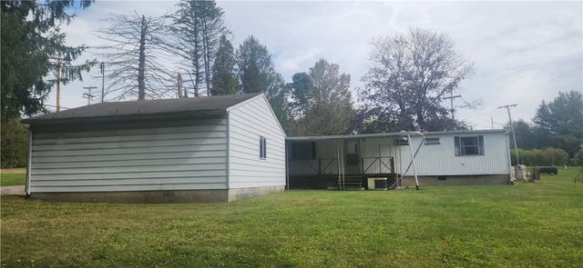 201 Douthett Dr, Jamestown, PA 16134