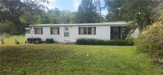 201 Douthett Dr, Jamestown, PA 16134