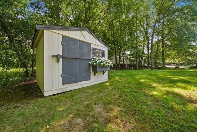 34 Cornell Rd, Danvers, MA 01923