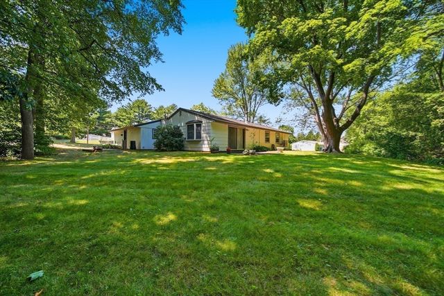 34 Cornell Rd, Danvers, MA 01923