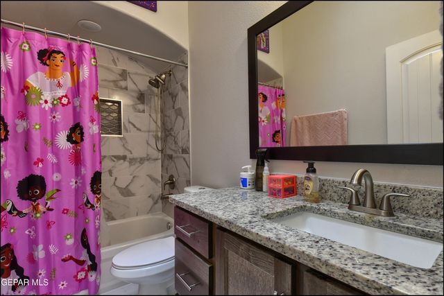 2383 Enchanted Nook Drive, El Paso, TX 79911