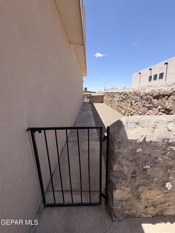 2383 Enchanted Nook Drive, El Paso, TX 79911