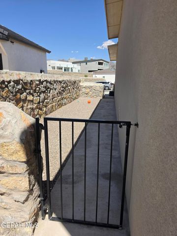 2383 Enchanted Nook Drive, El Paso, TX 79911