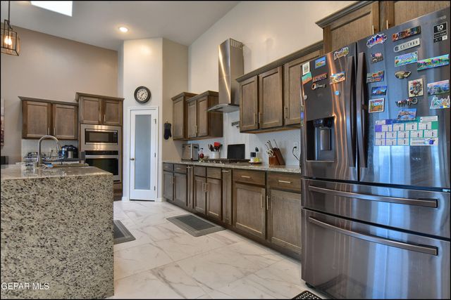 2383 Enchanted Nook Drive, El Paso, TX 79911