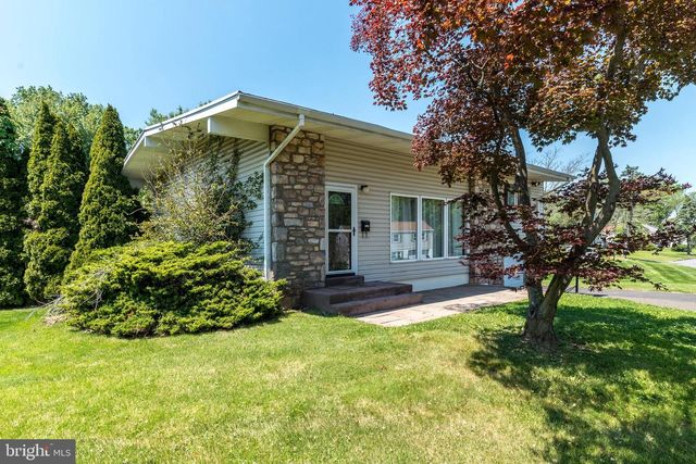 1036 NASH AVE, Lansdale, PA 19446