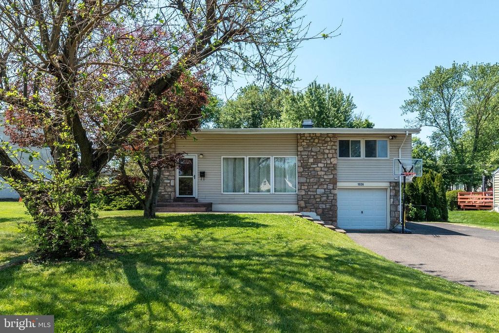 1036 NASH AVE, Lansdale, PA 19446