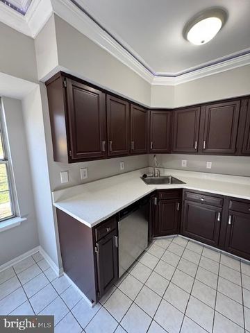 15661 MONTVIEW DR, Dumfries, VA 22025