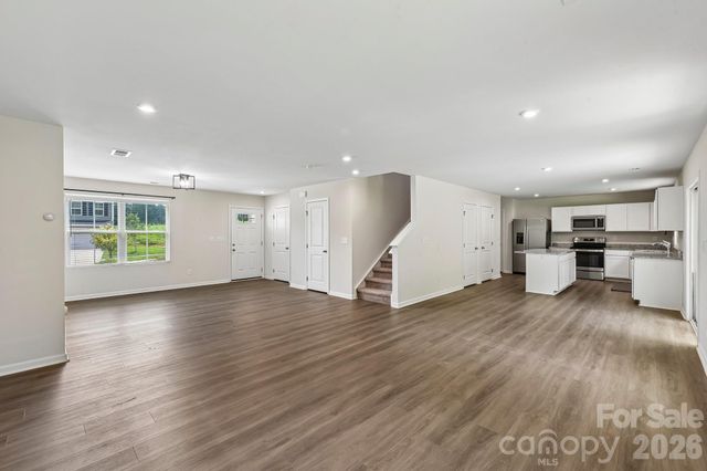 6931 Ludell Lane, Charlotte, NC 28215
