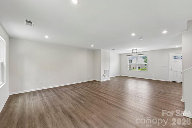 6931 Ludell Lane, Charlotte, NC 28215