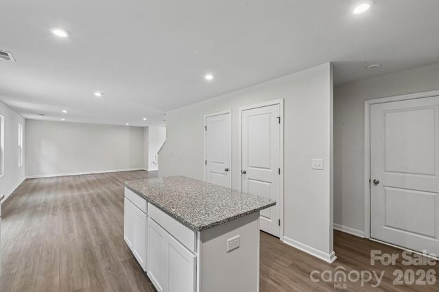 6931 Ludell Lane, Charlotte, NC 28215