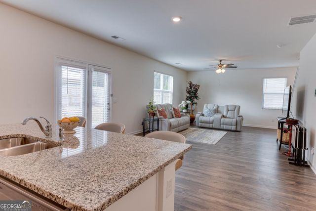 516 Whitman Lane, Stockbridge, GA 30281