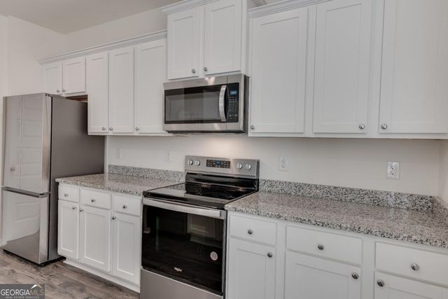 516 Whitman Lane, Stockbridge, GA 30281