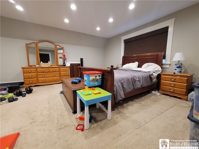 101 North Everett Avenue, Jamestown, NY 14701