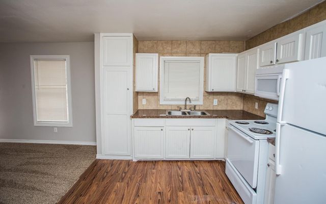 755 W Knox Street, Slaton, TX 79364