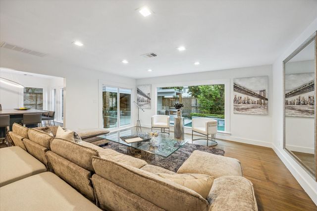 2420 Locke Lane, Houston, TX 77019
