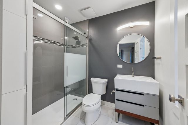 2420 Locke Lane, Houston, TX 77019