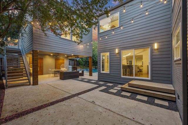 2420 Locke Lane, Houston, TX 77019
