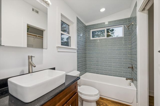 2420 Locke Lane, Houston, TX 77019