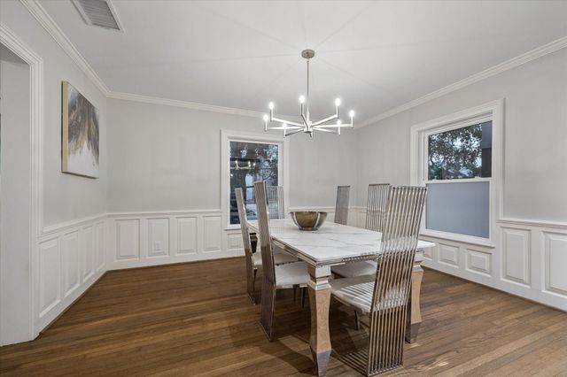 2420 Locke Lane, Houston, TX 77019