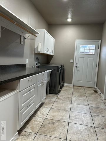 1104 Taft Avenue, Salmon, ID 83467