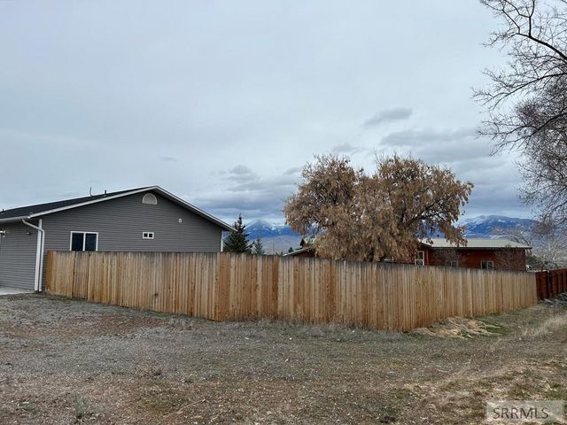 1104 Taft Avenue, Salmon, ID 83467