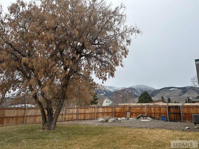 1104 Taft Avenue, Salmon, ID 83467