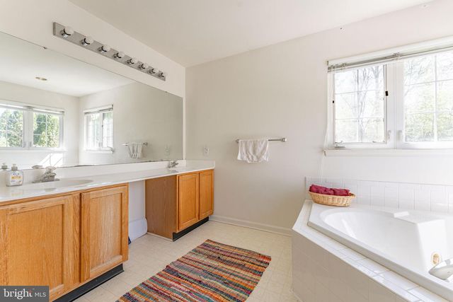 205 SUSSEX RD, West Chester, PA 19380