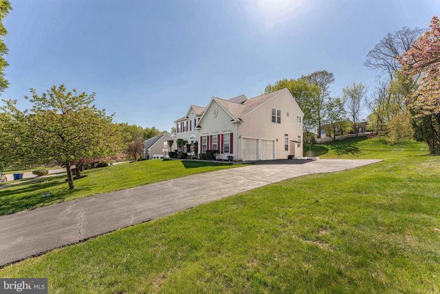 205 SUSSEX RD, West Chester, PA 19380
