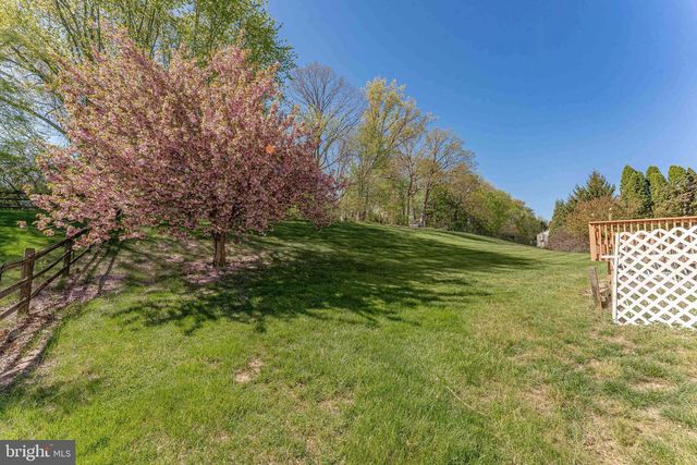 205 SUSSEX RD, West Chester, PA 19380