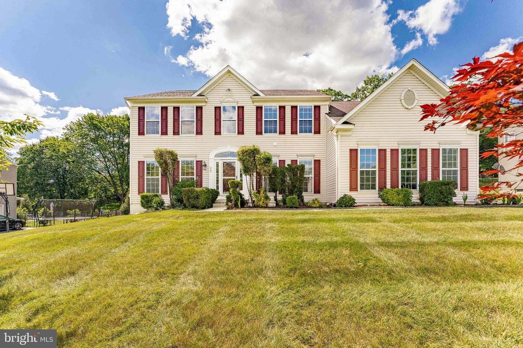 205 SUSSEX RD, West Chester, PA 19380