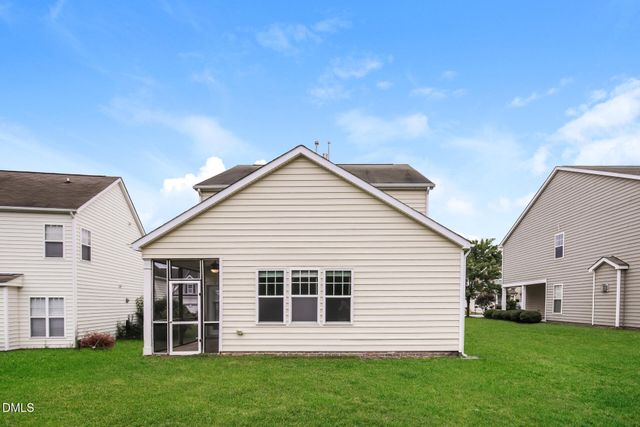 3213 Whispernut Lane, Zebulon, NC 27597