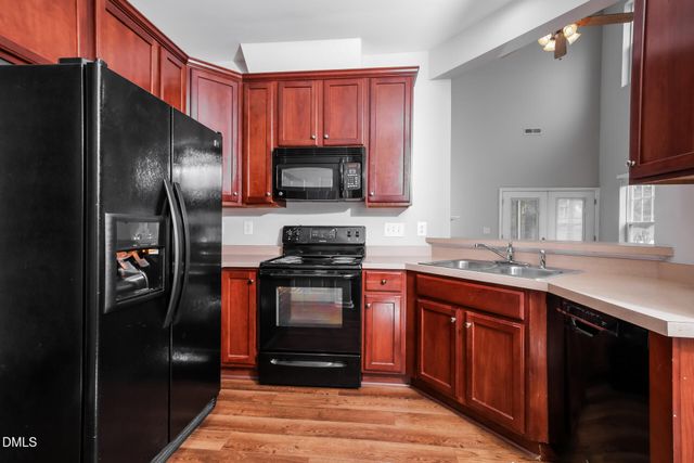 3213 Whispernut Lane, Zebulon, NC 27597
