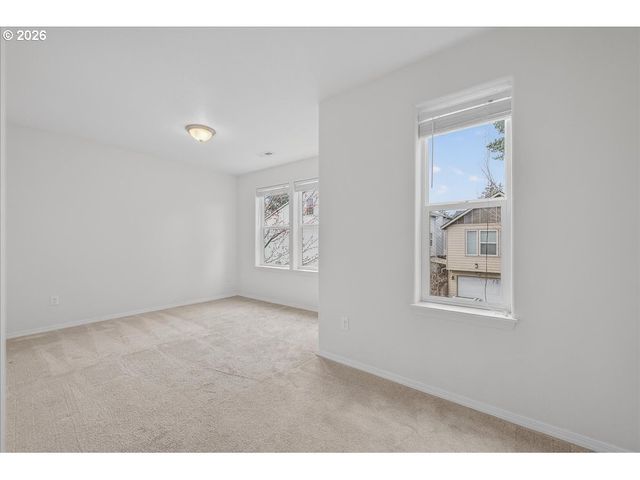 1512 Se 117TH Ave, Portland, OR 97216