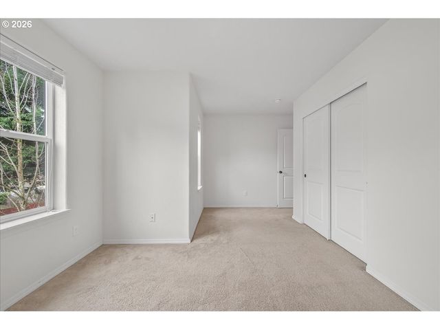 1512 Se 117TH Ave, Portland, OR 97216