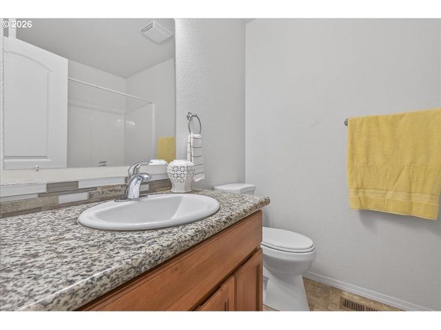 1512 Se 117TH Ave, Portland, OR 97216