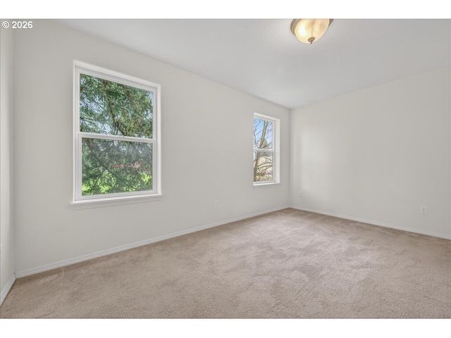 1512 Se 117TH Ave, Portland, OR 97216