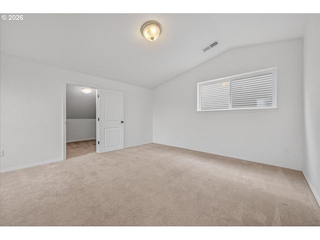 1512 Se 117TH Ave, Portland, OR 97216