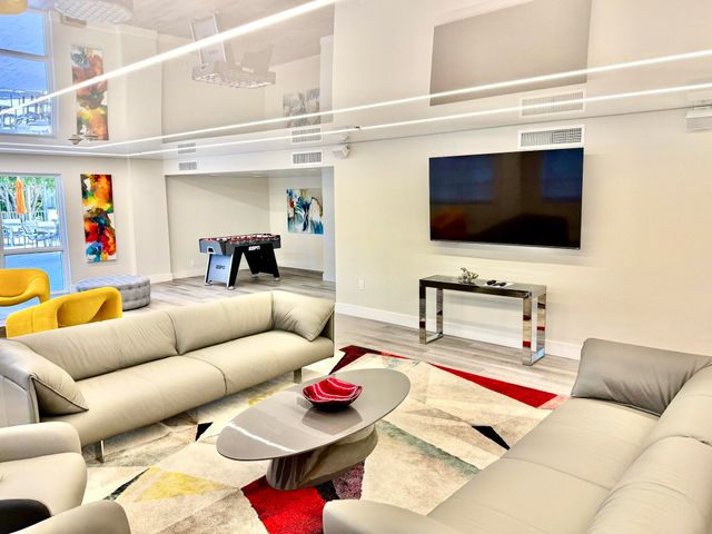 340 Sunset Drive 1506, Fort Lauderdale, FL 33301